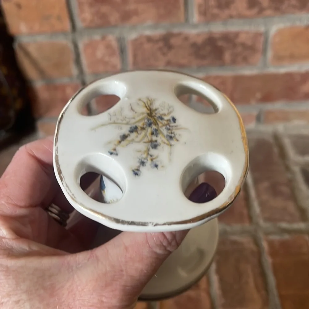 Vtg 1973 Holly Hobbie Porcelain Toothbrush Holder
